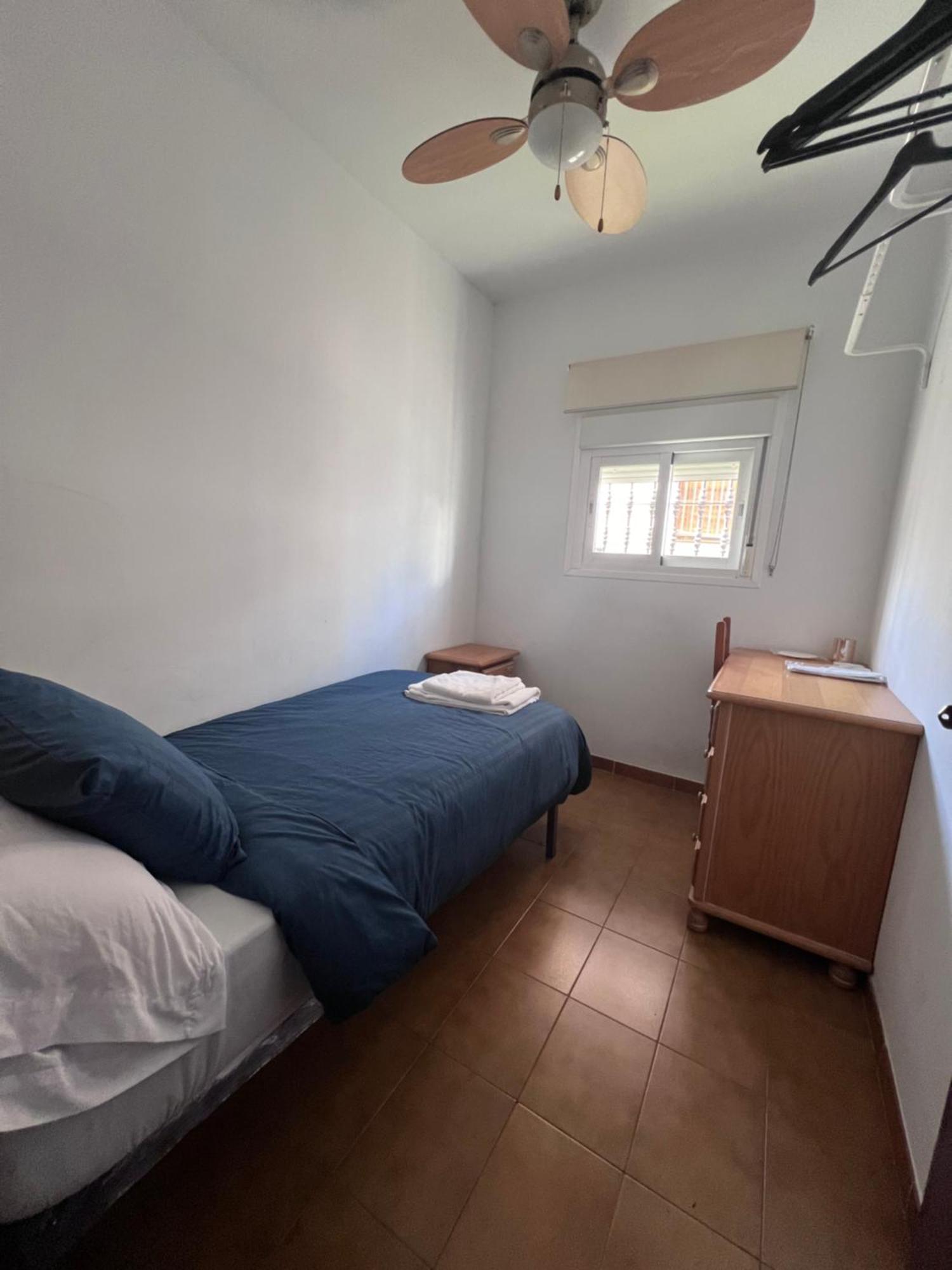 Single In Shared Marbella
